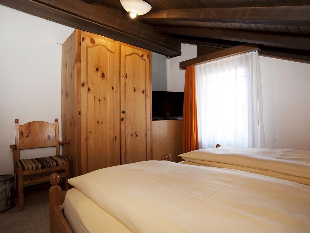 Ambiente Guesthouse Saas-Fee Exterior photo